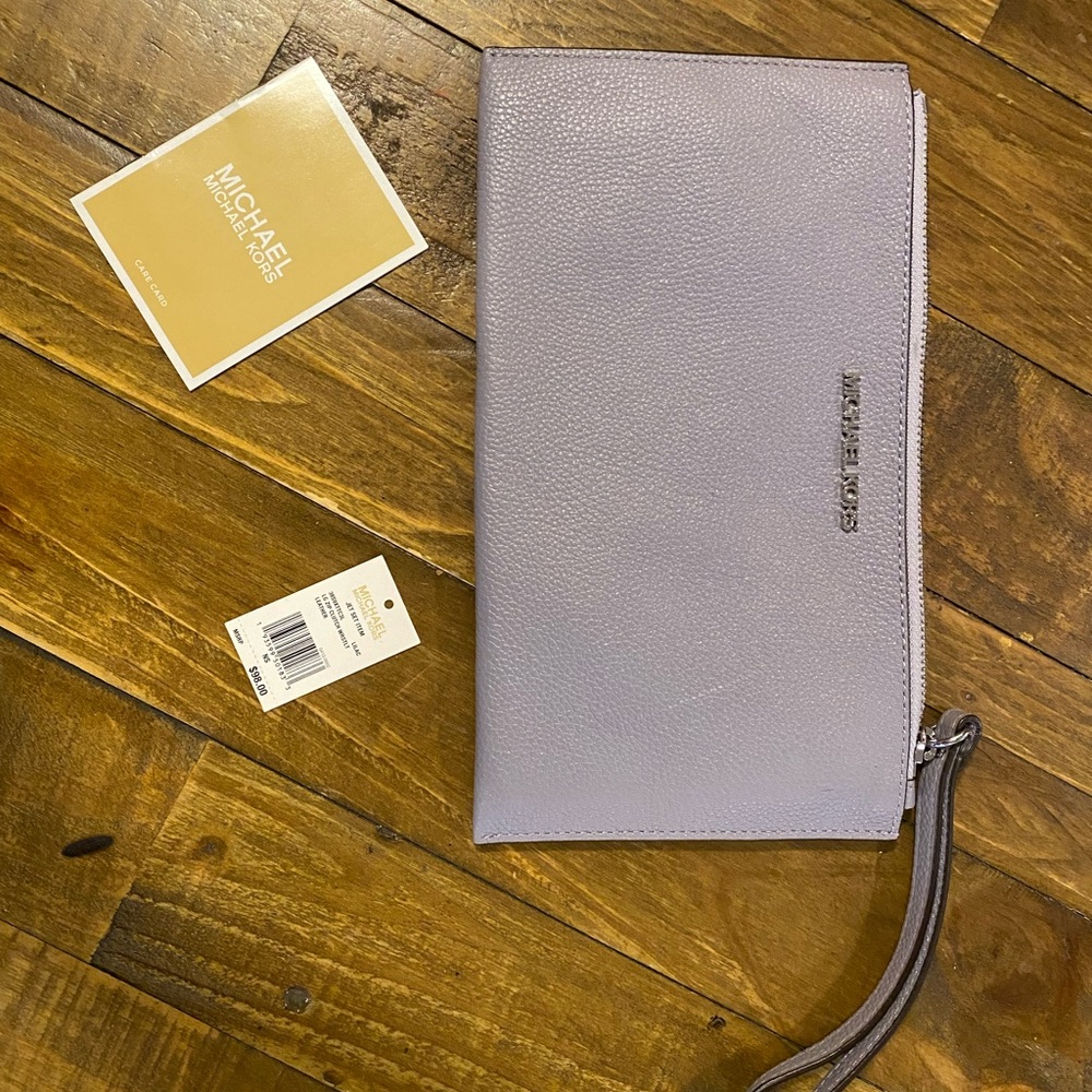 Michael Kors Lavender Wristlet